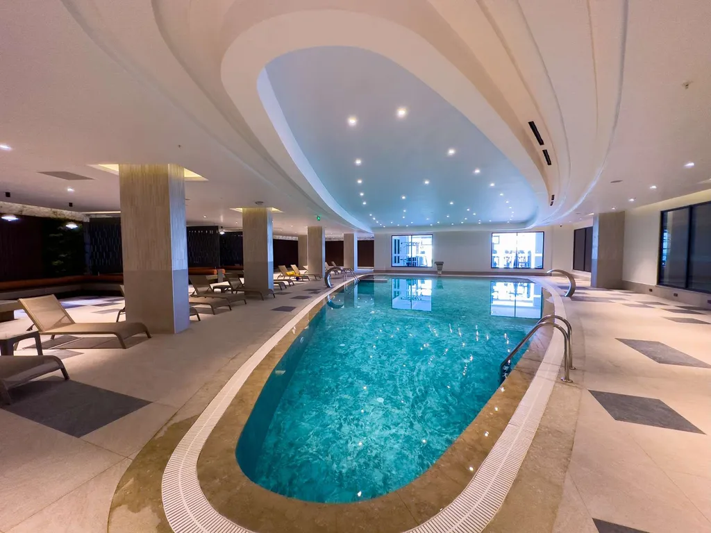 Azura World E с премиум инфраструктурой