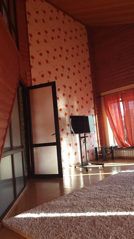 Дом-замок на море