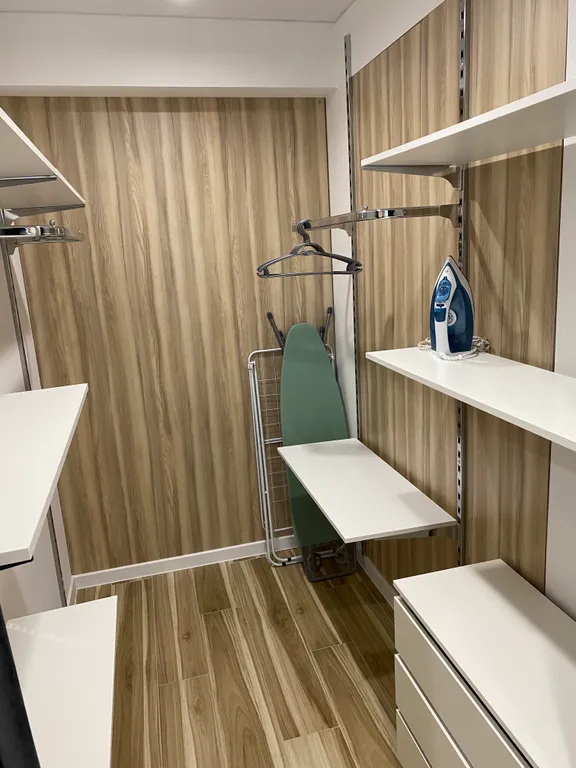 Уютная квартира в центре на набережной реки