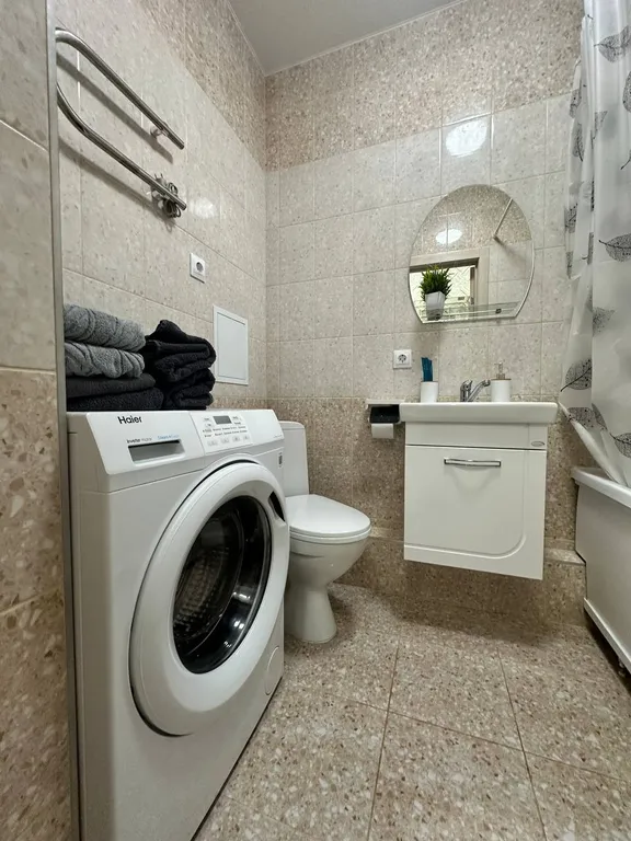 Просторная студия в доме класса комфорт плюс