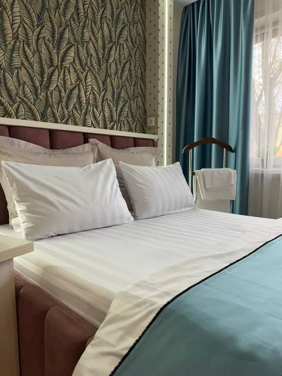 150м до замка 2 ком. дизайнерские апартаменты