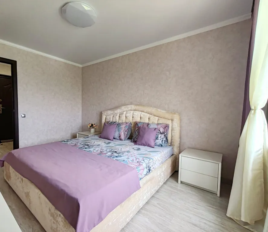 Квартира с видом на парк возле СК Олимпийский