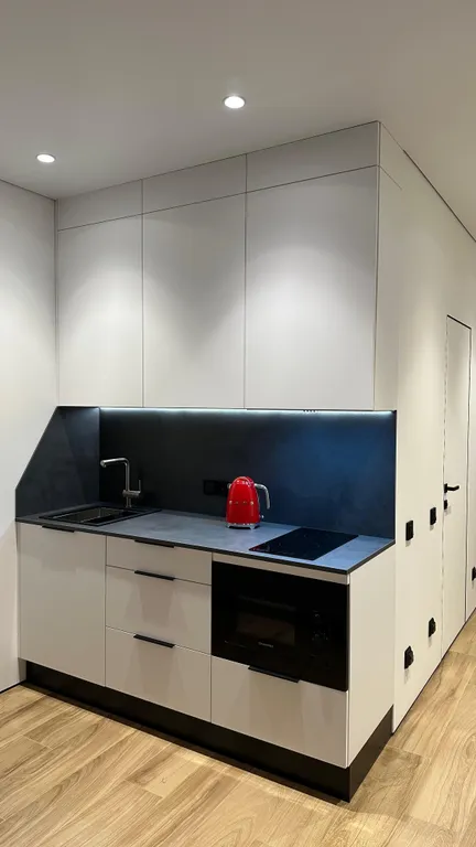 Современная студия с новым ремонтом