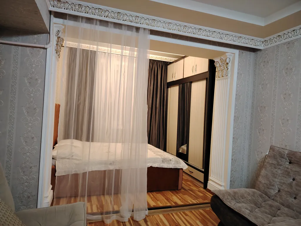 Уютная квартира в самом центре города у метро