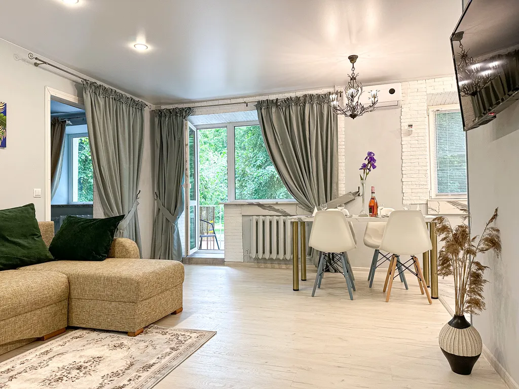 Апартаменты -окно в историю