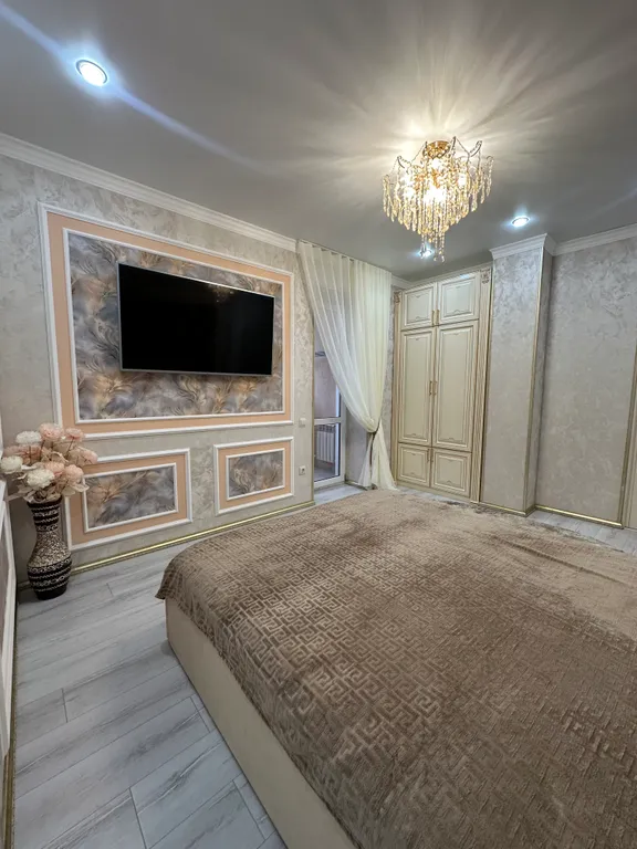 Роскошная, новая 2-комнатная квартира