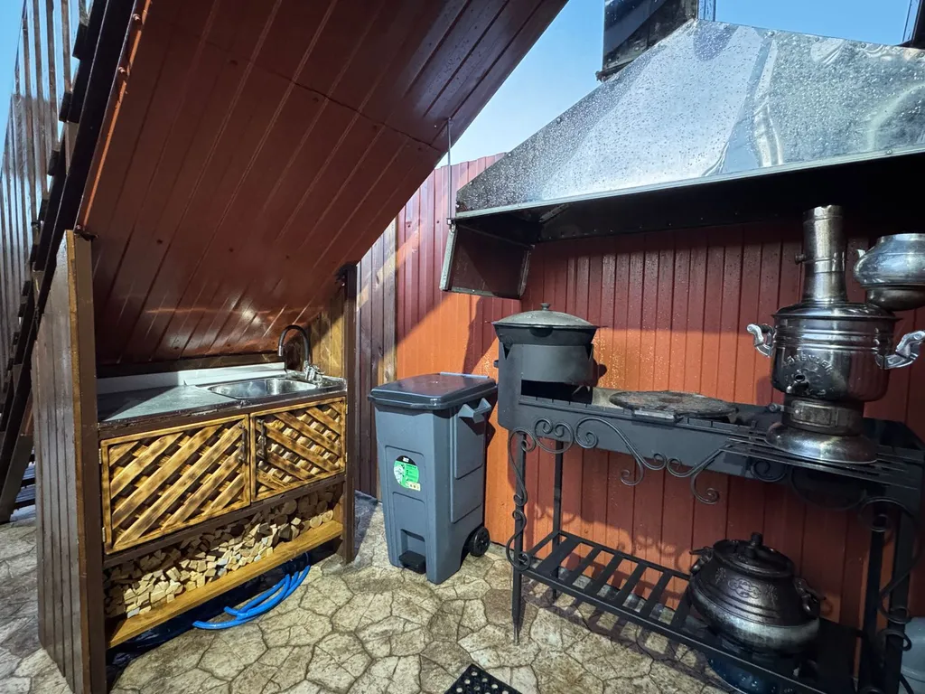 Домик у моря из бруса