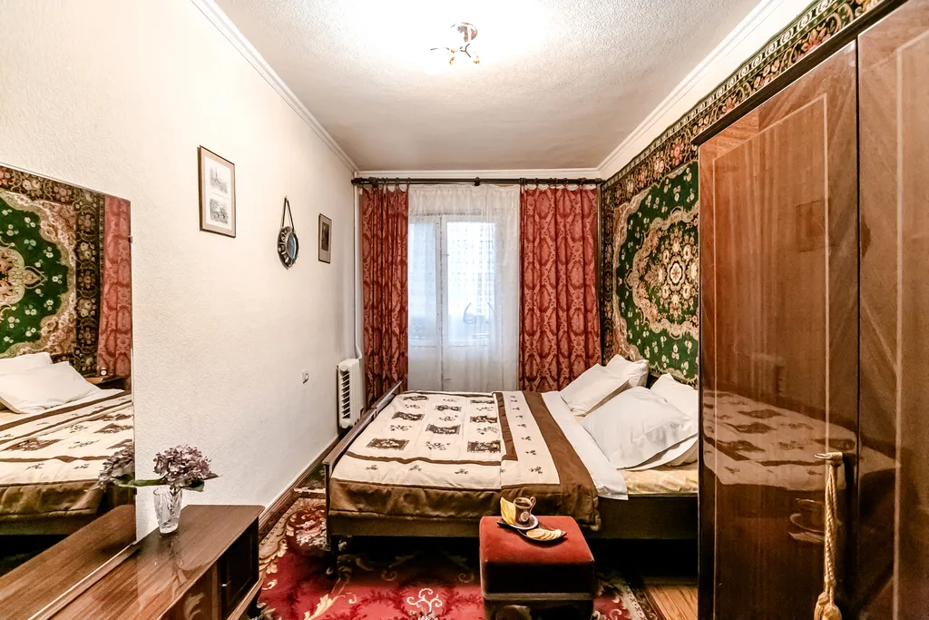 Двухкомнатная квартира на Орджоникидзе