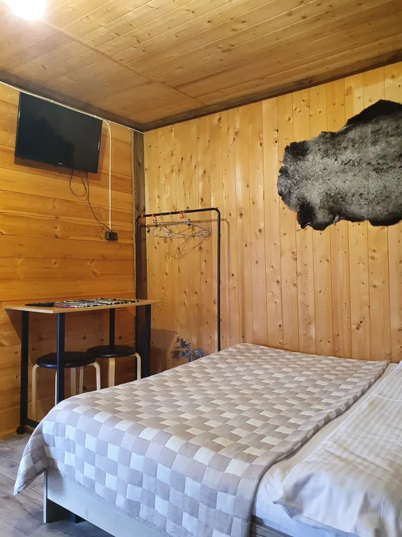 Шале с терассой с видом на горы