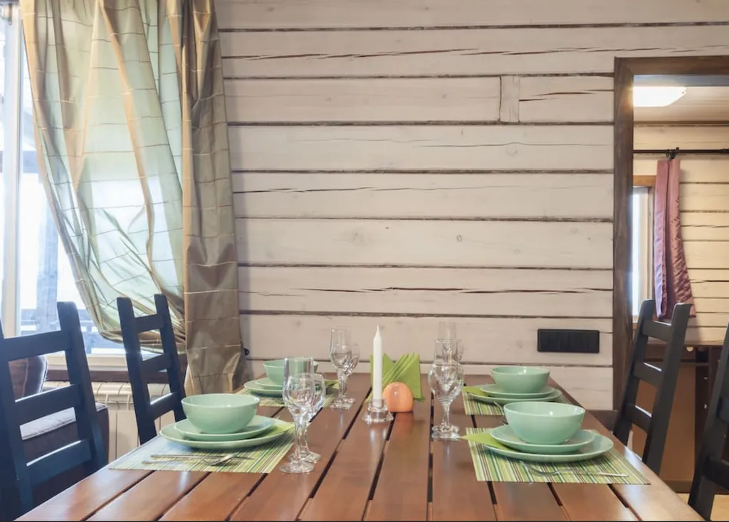 Коттедж с камином и видом на озеро