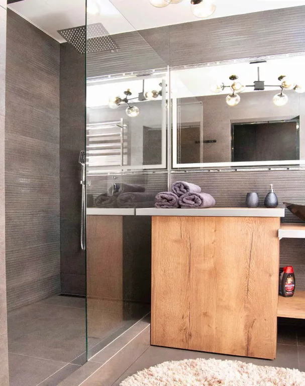 Современная студия в новом доме