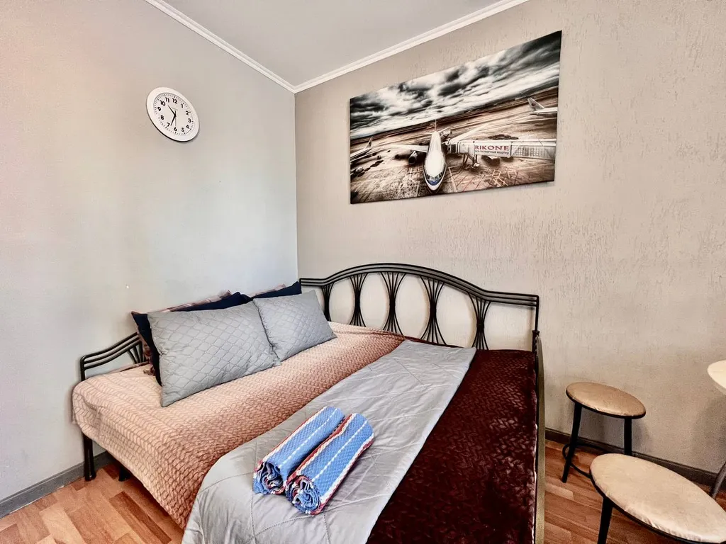 Квартира Студия центр уютная светлая, ТЦ Вояж, парковка, кафе, аквапарк, источник — Тюмень