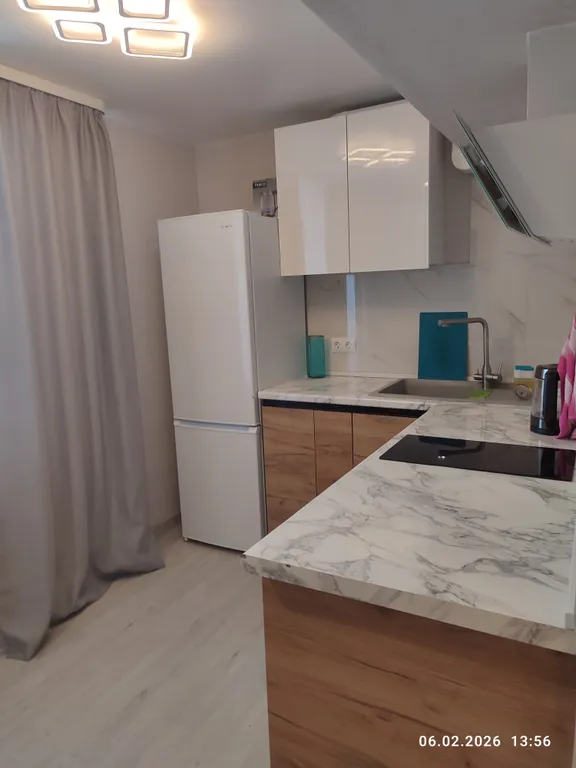 Однокомнатная, большая студия, новая, теплая,  уютная