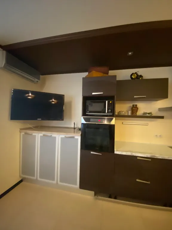 Квартира в центре города с видом на море