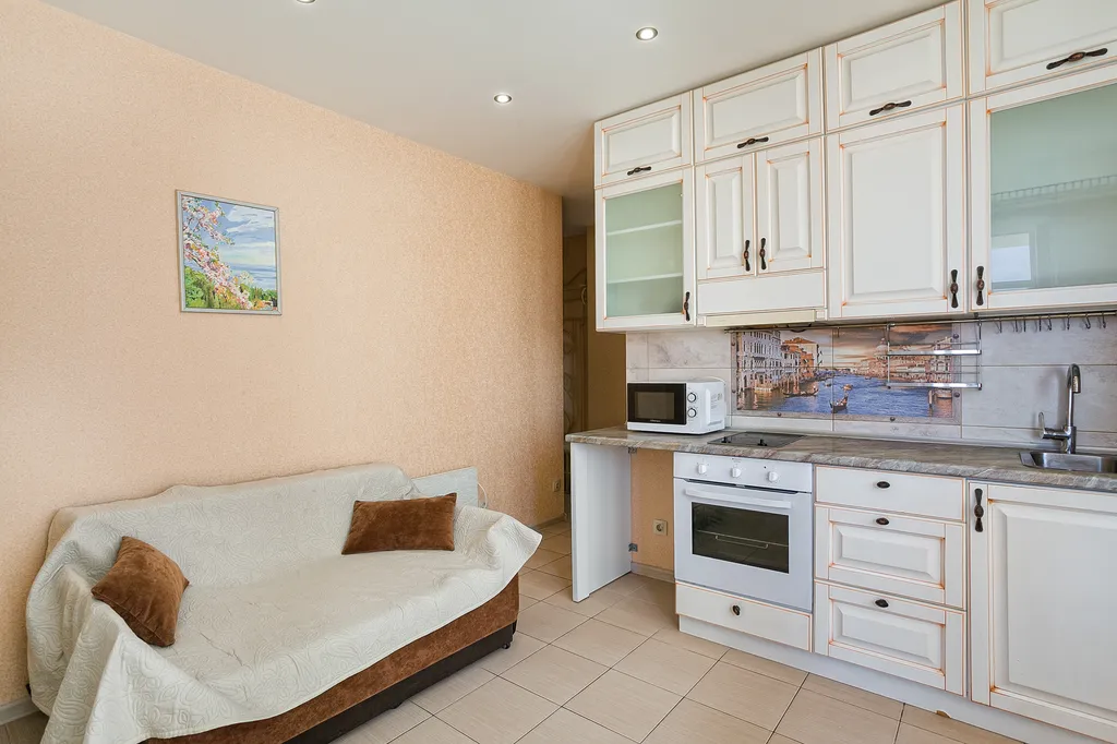 Стильная квартира-студия с  красивым видом на море в Мисхоре