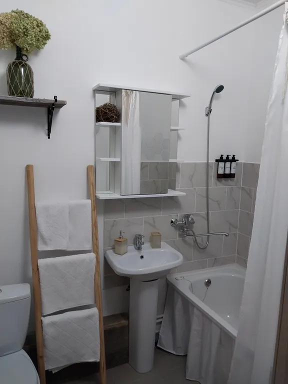 Апартамент - "У винокуренного завода"