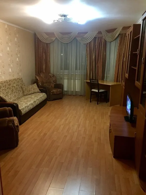 Чистая квартира с хорошим ремонтом в центре города