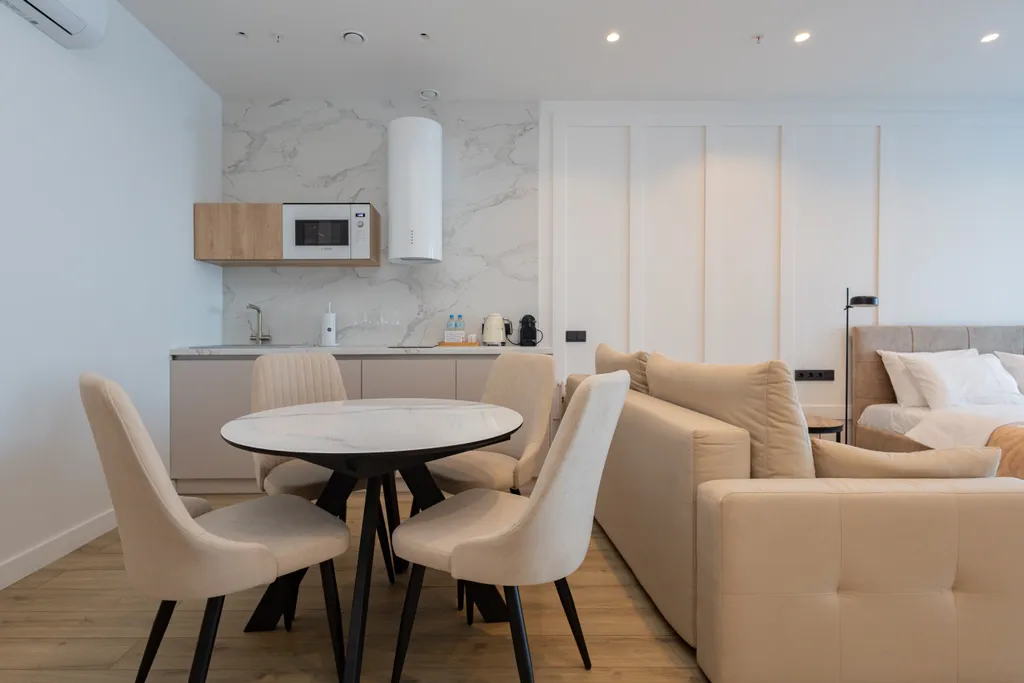 Мраморный бриз с панорамным видом на море