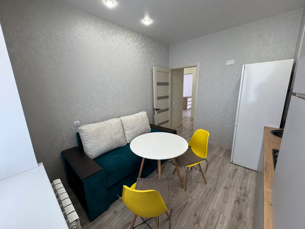 Уютная квартира в новом районе — аренда посуточно в Невинномысск