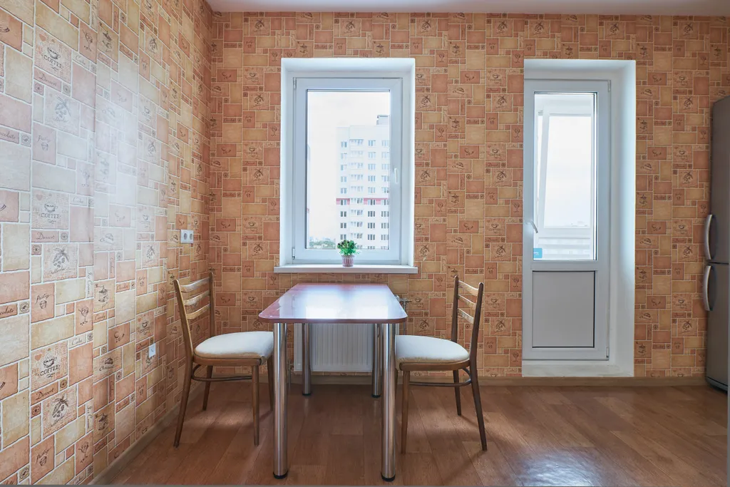 Просторная квартира (метро 5 минут пешком)