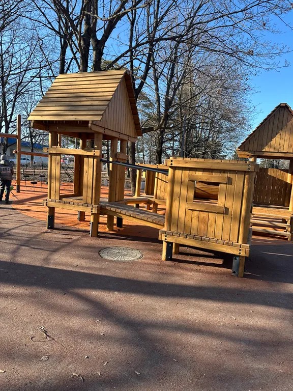 Уютная квартира с панорамным видом на горы , около нового сквера