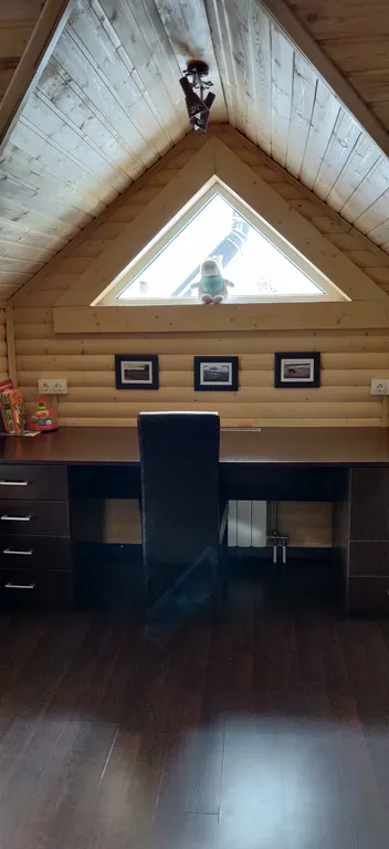 Коттедж у озера