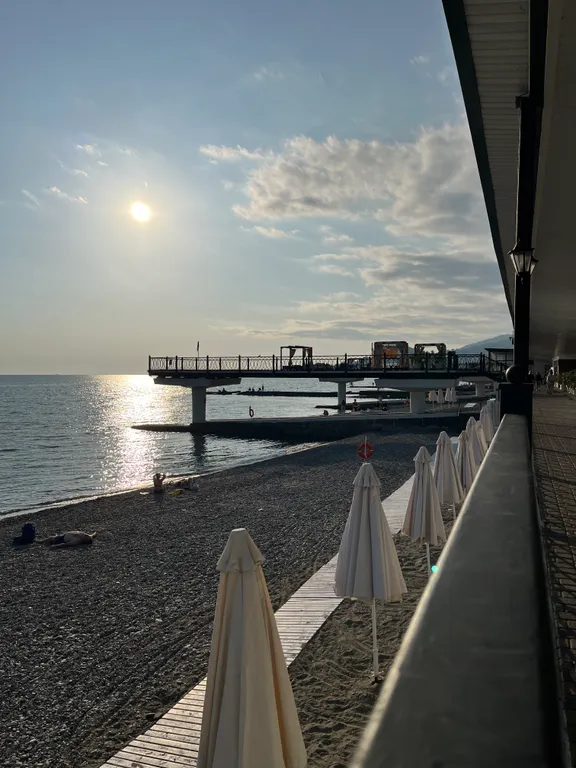 Студия у моря на высоком этаже