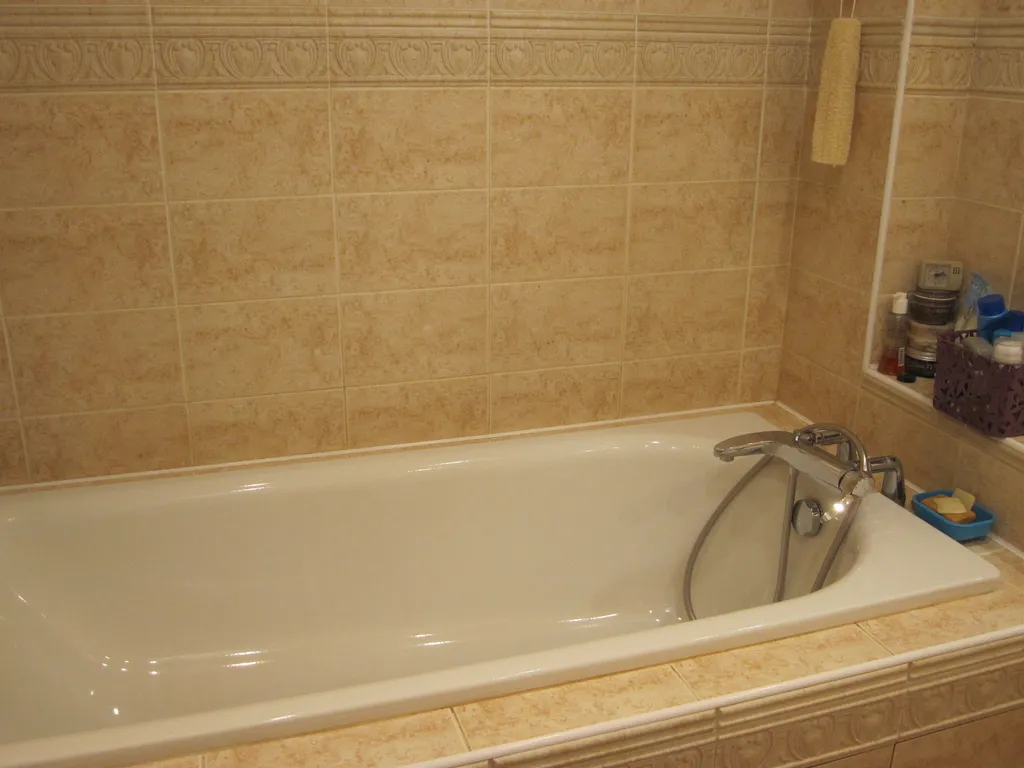 Уютная комната в тихой квартире, центр, Neat room in a quiet apartment