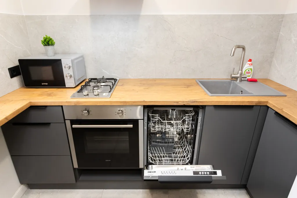 Уютная квартира с двумя балконами в центре рядом с Островом Канта