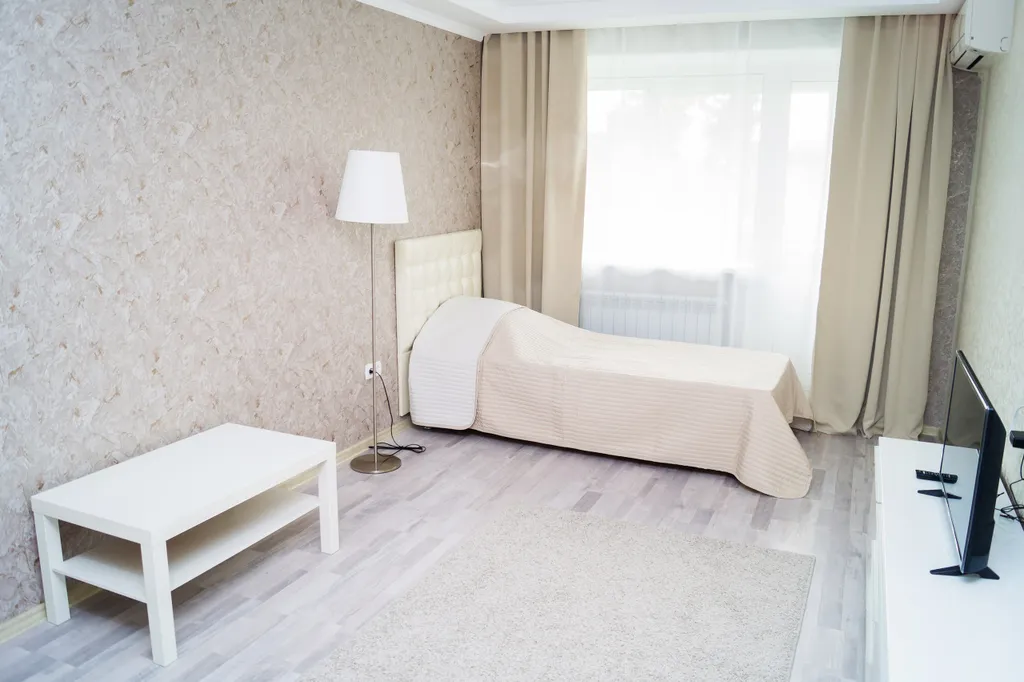 Двухкомнатная рядом с ТЦ Орбита