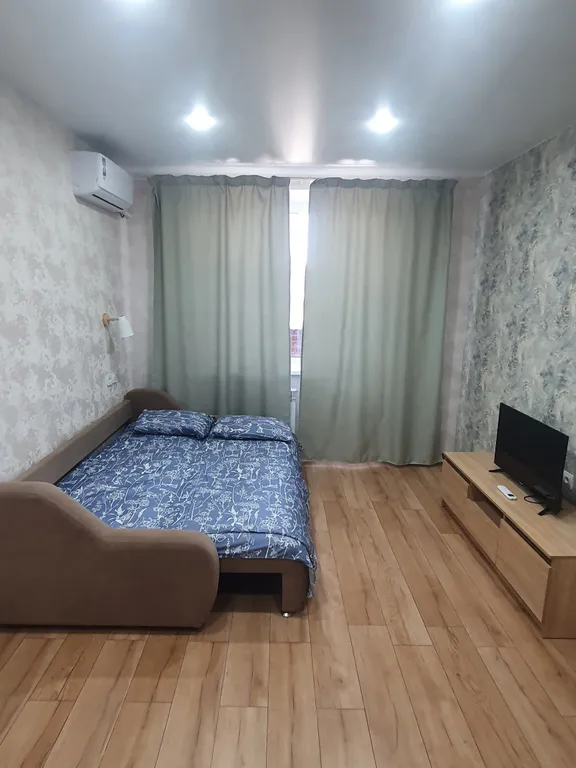 1-комнатная новая квартира — аренда посуточно в Новочеркасск