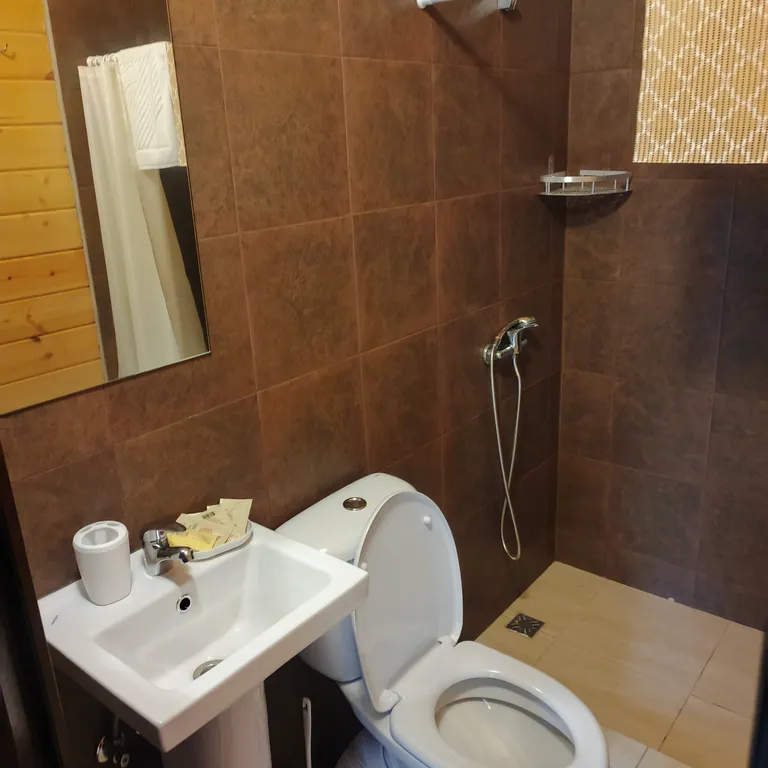 Трехместный домик