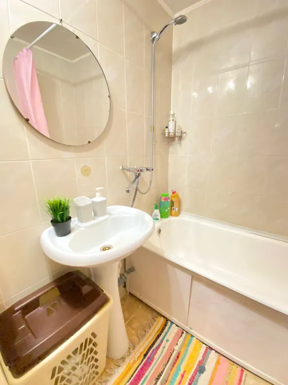 Комфортная двухкомнатная квартира с красивым видом в центре нового города