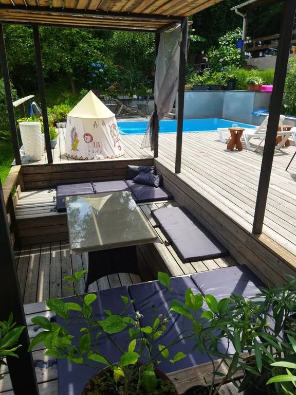 3-комнатная квартира в доме с видом на горы и море