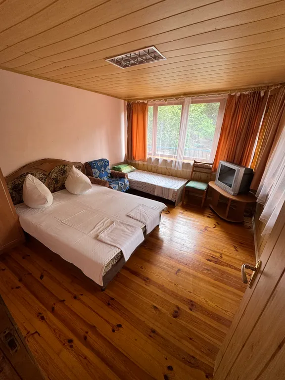 Дом с гаражом у моря