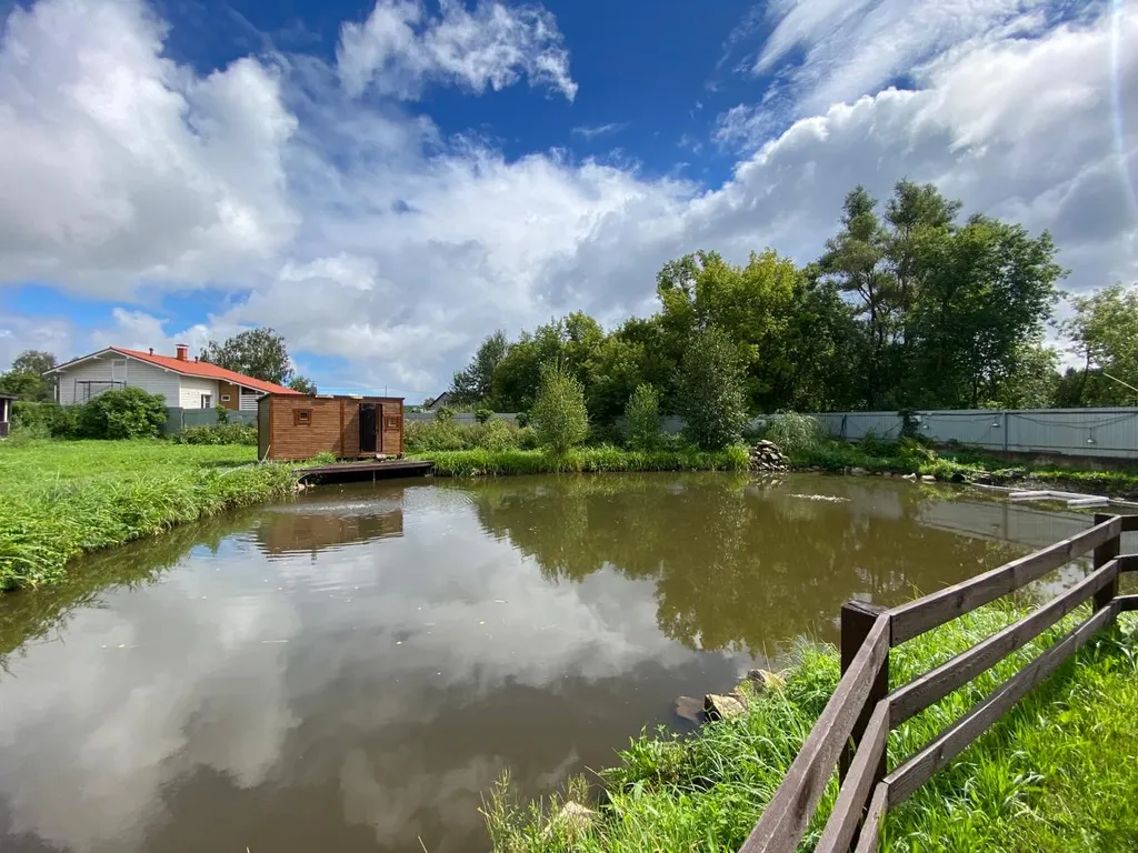 Дом у озера