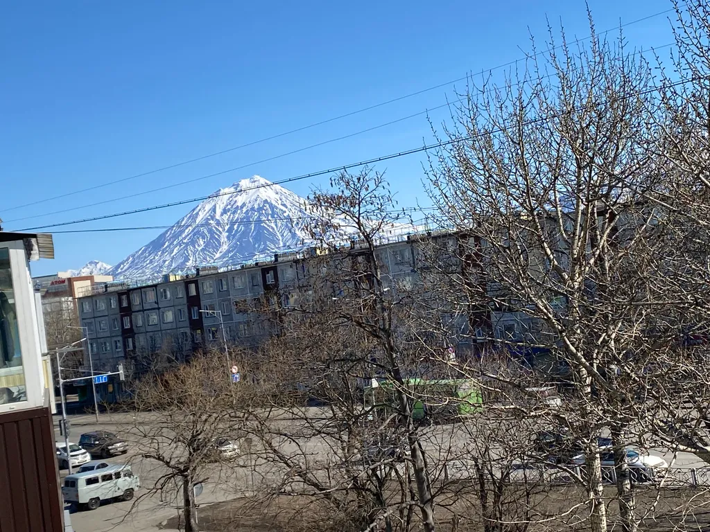 Уютная студия с видом на вулкан