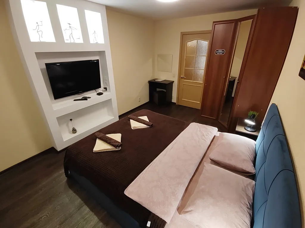 Двухкомнатная квартира с раздельными спальнями рядом с Мурманск Молл