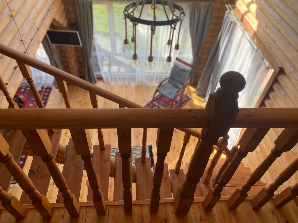 Дом из сруба в Самурском лесу