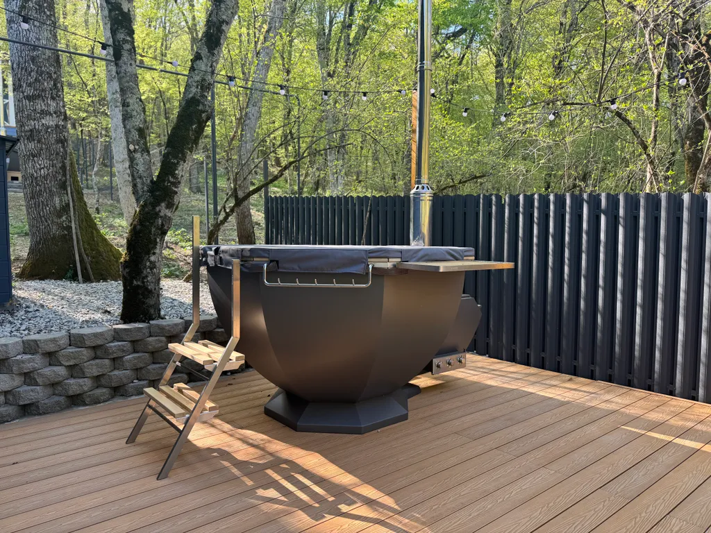 Коттедж "ДЫШИ"...Уютный  Дом в лесу — Светлый