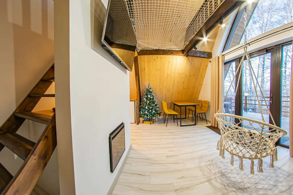 А-фрейм у Озера с чаном и сауной