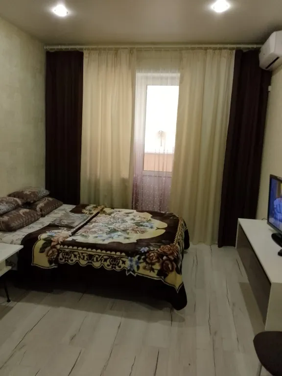 Уютная квартира у Парка Победы и Бульвара