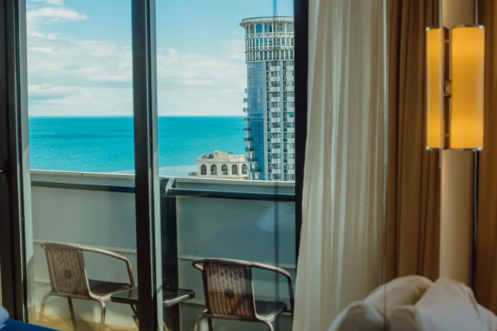 Студия с видом на море