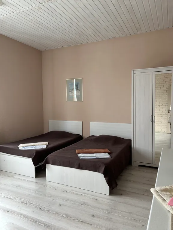 Двухэтажный дом на Банном