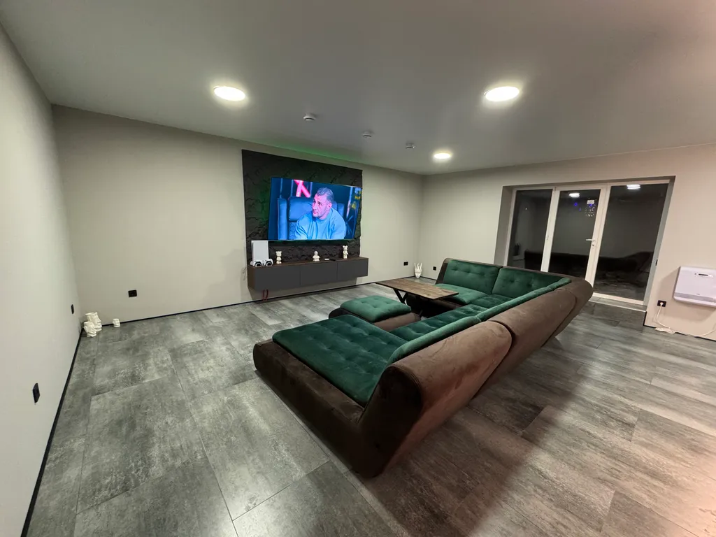 Квартира Квартира Новая современная студия рядом с центром города — Карачиха