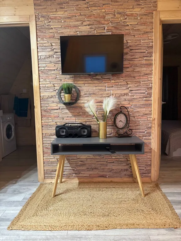 Стильный A-frame с баней/сауной и сибирским чаном на дровах.