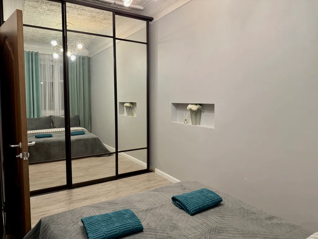 Квартира Двухкомнатная квартира на Кропоткинской — Москва