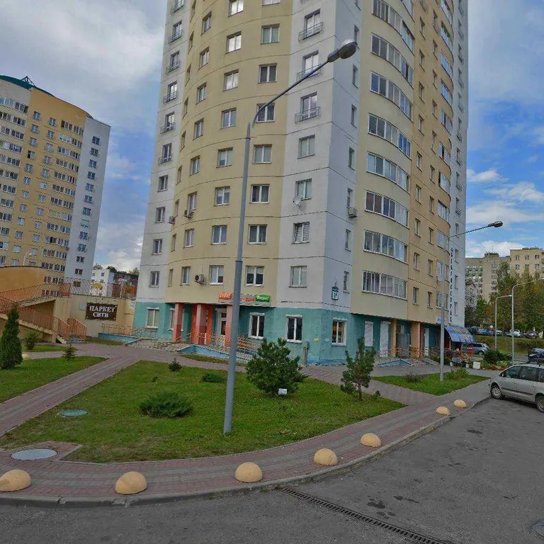Квартира Квартира Евродвушка в новом доме с джакузи на двоих, камин, близко до центра — Минск