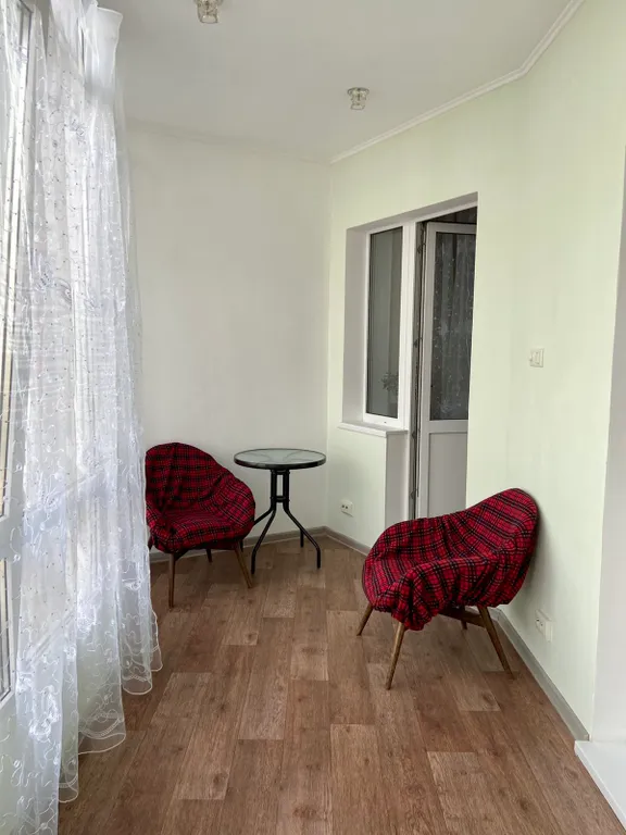 Квартира на набережной с видом на реку