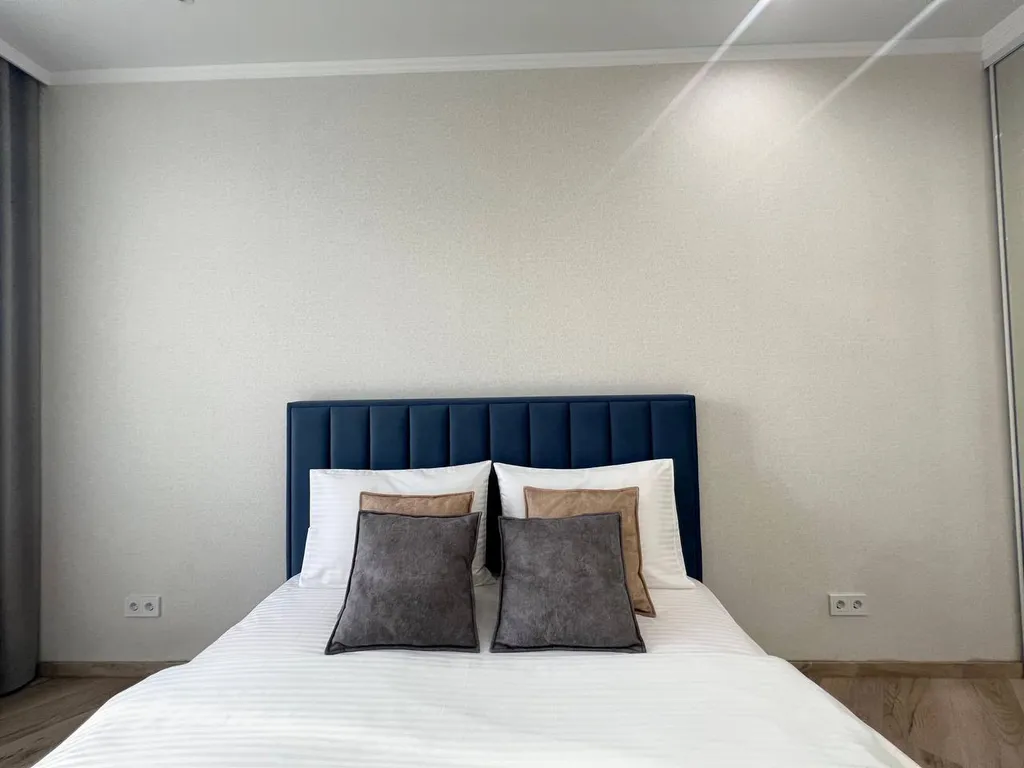 Квартира Челбукинг на центральной площади города — аренда посуточно в Челябинск